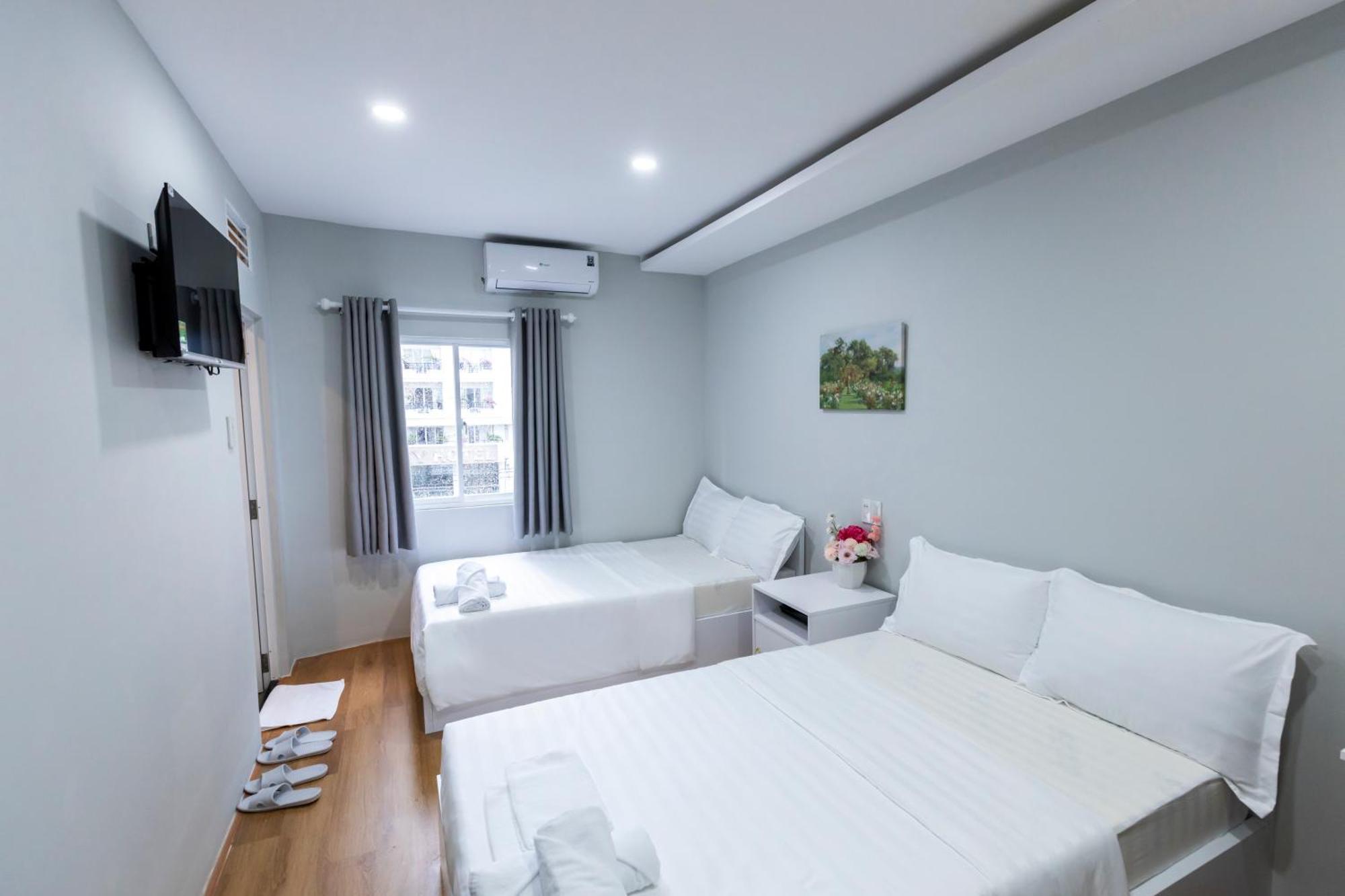 Cosmos Hotel Nha Trang By Ht Buitenkant foto