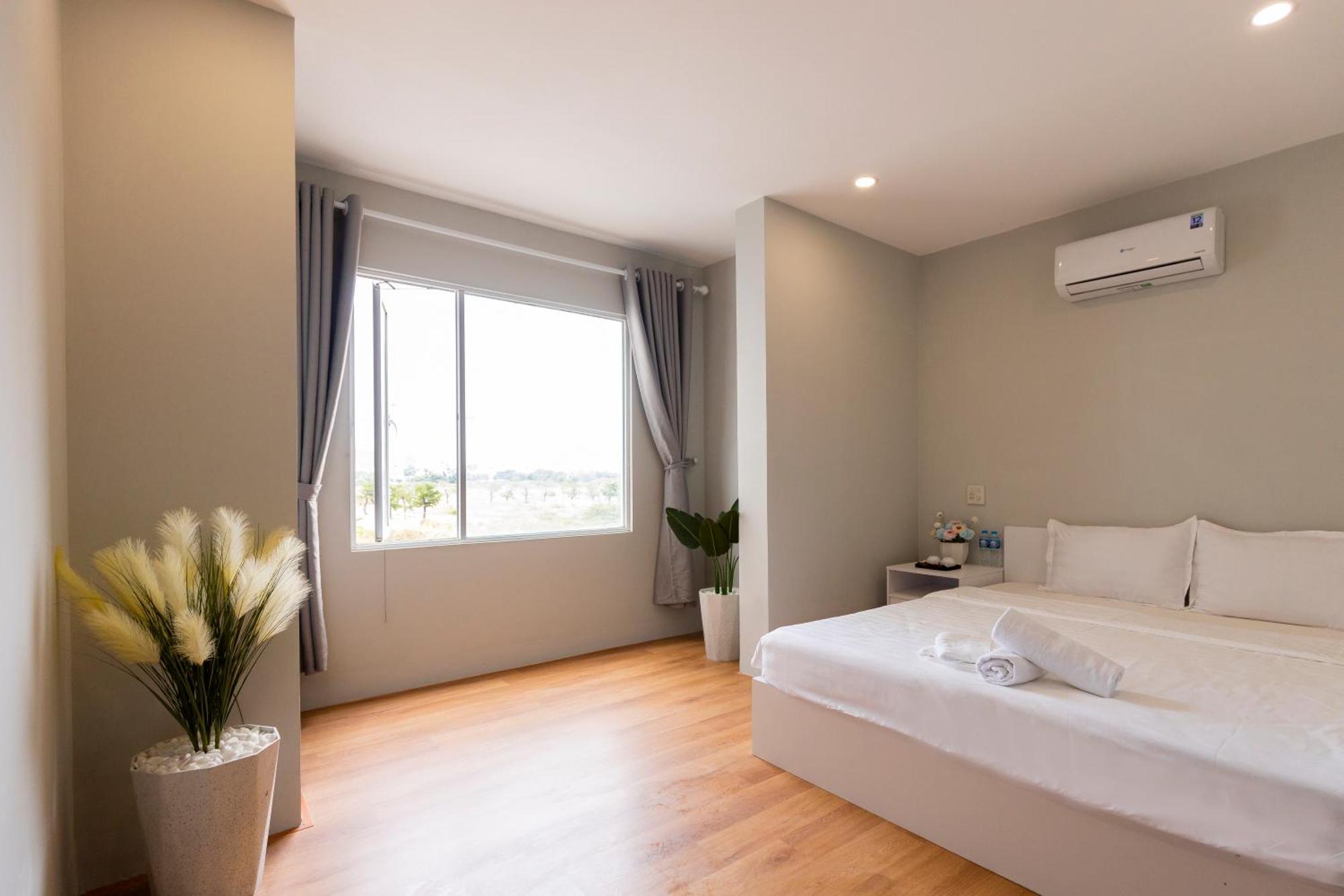 Cosmos Hotel Nha Trang By Ht Buitenkant foto