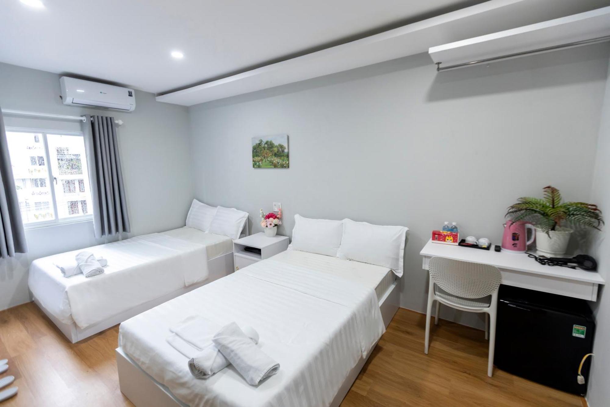Cosmos Hotel Nha Trang By Ht Buitenkant foto