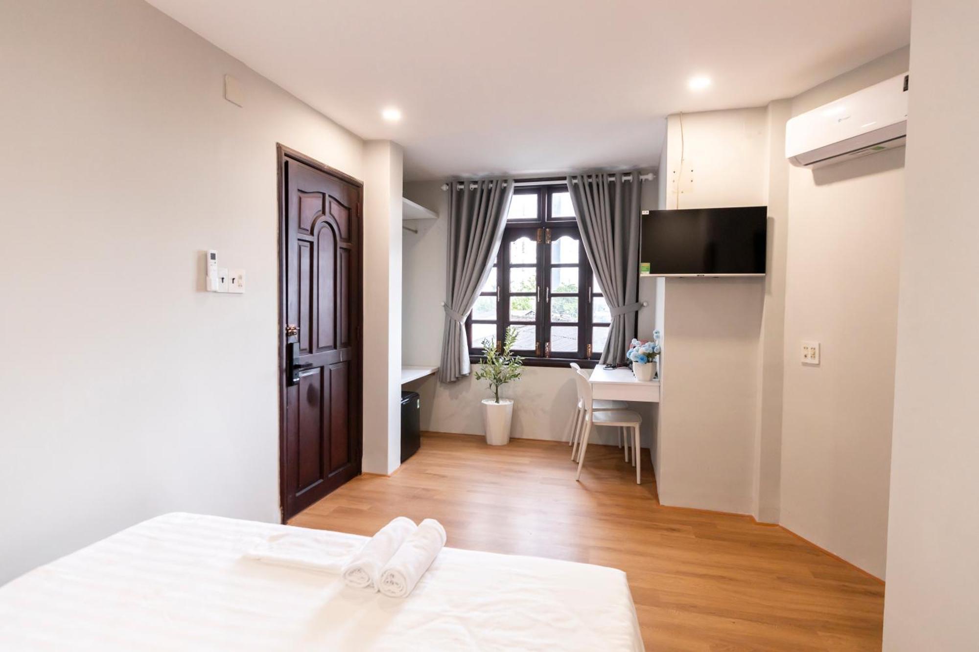 Cosmos Hotel Nha Trang By Ht Buitenkant foto