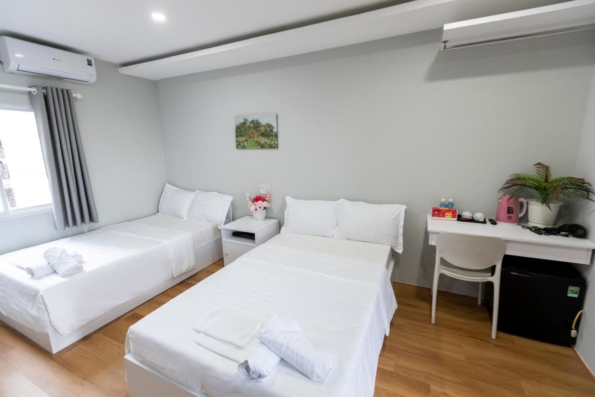 Cosmos Hotel Nha Trang By Ht Buitenkant foto