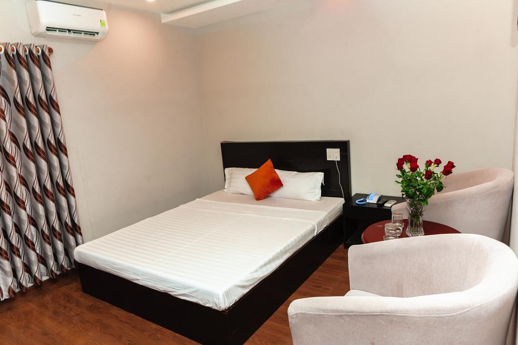 Cosmos Hotel Nha Trang By Ht Buitenkant foto