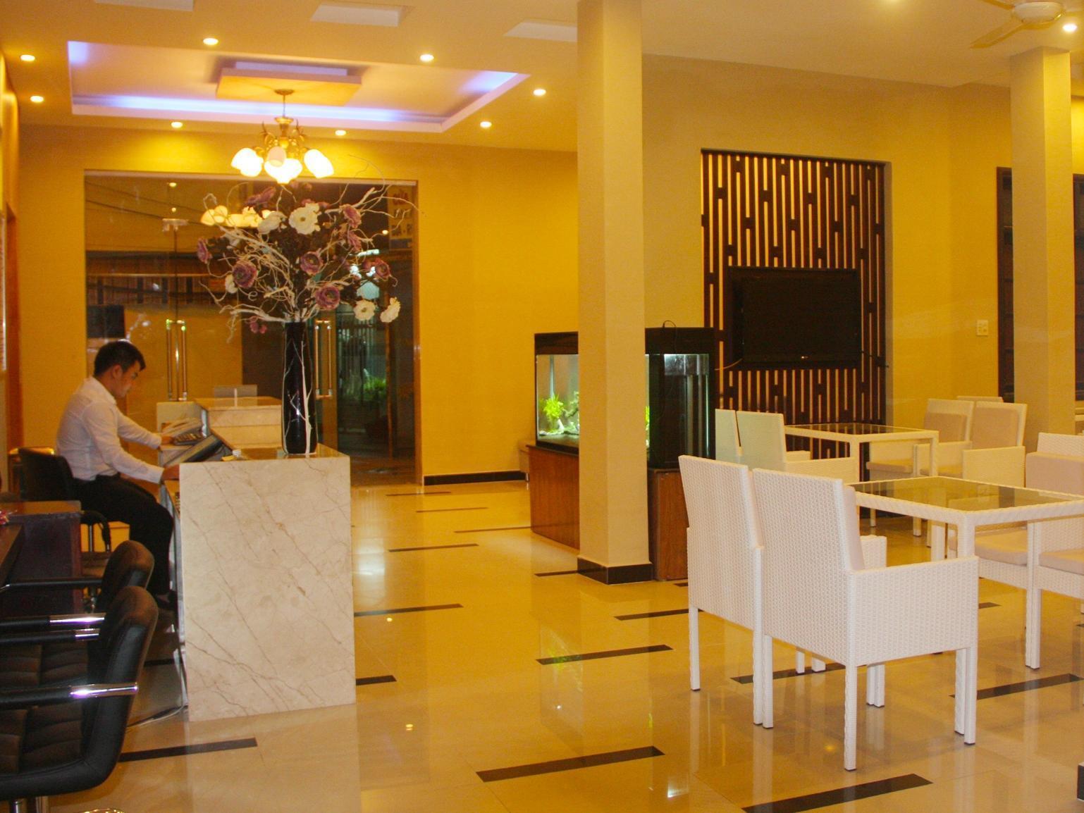 Cosmos Hotel Nha Trang By Ht Buitenkant foto